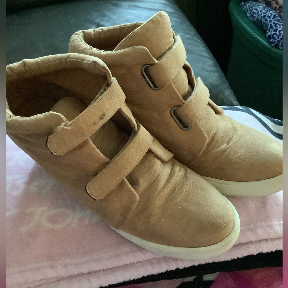 LOWEST🌺 Coconuts by Matisse Sz9.5 Camel GENUINE SUEDE UPPERS High Top Sneakers - Picture 9 of 14